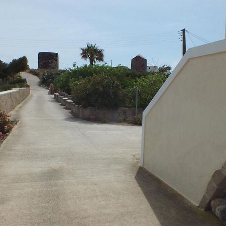 Villa De Viento Tripiti Exterior photo