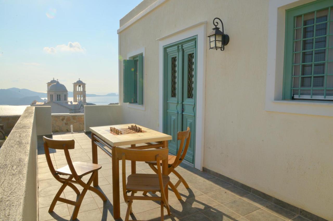 Villa De Viento Tripiti Exterior photo