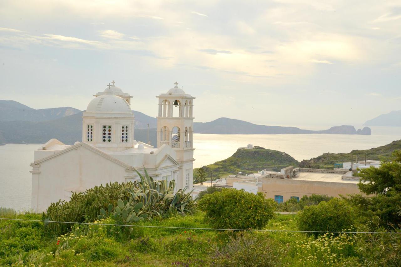 Villa De Viento Tripiti Exterior photo